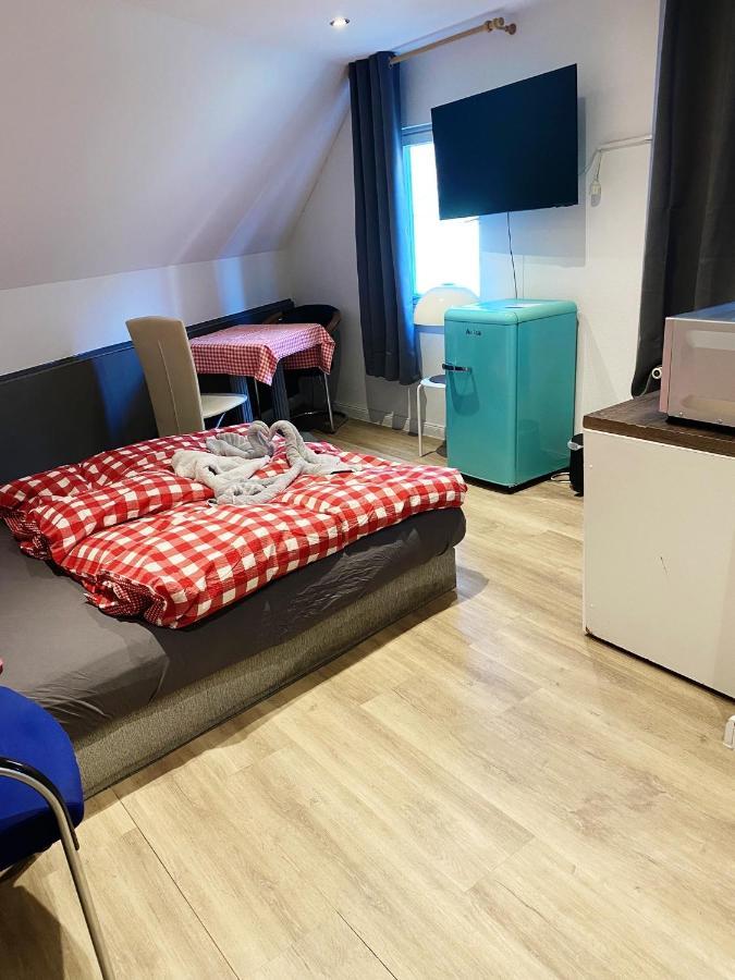 Hotel Waldhorn Stuttgart Buitenkant foto
